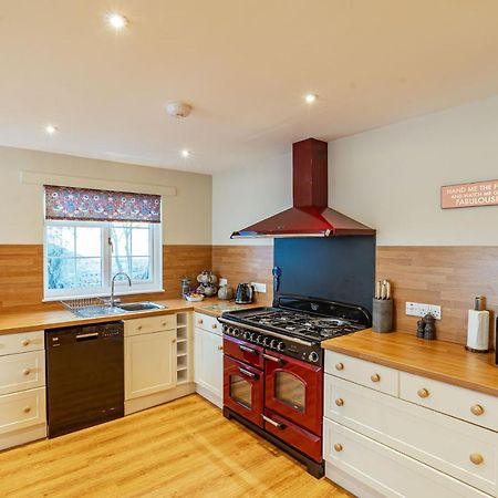 Sparrowhawk Cottage With Hot Tub Ньютон-Стьюарт Екстер'єр фото