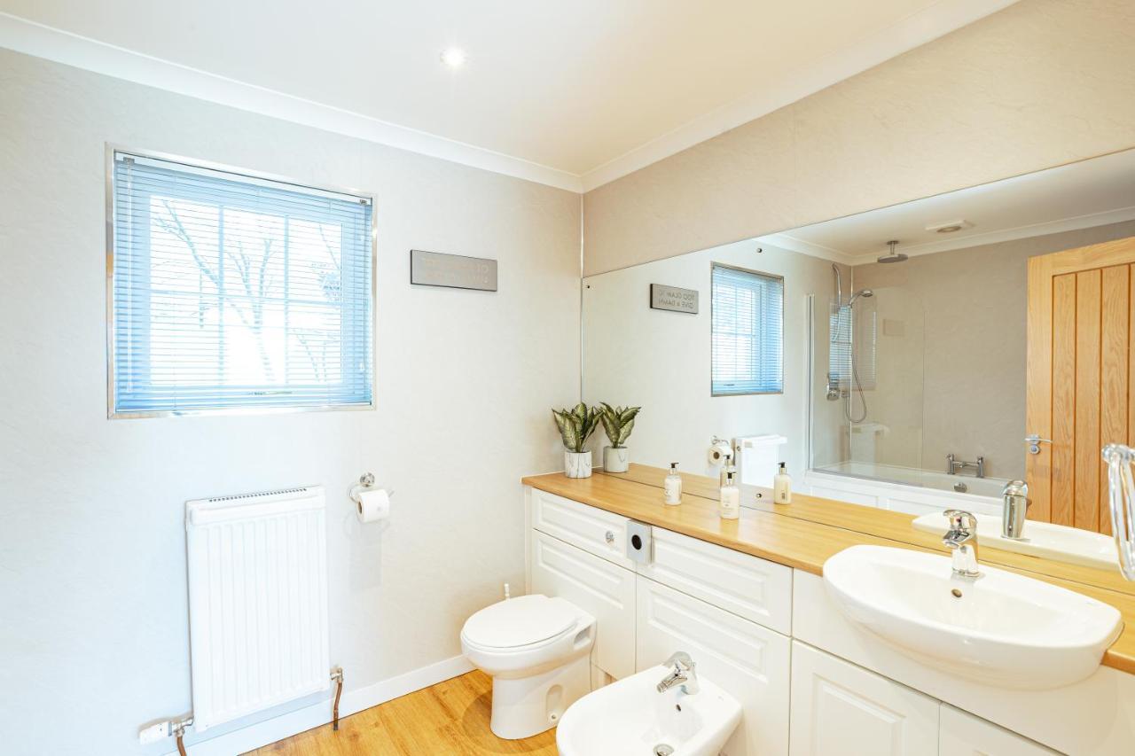 Sparrowhawk Cottage With Hot Tub Ньютон-Стьюарт Екстер'єр фото