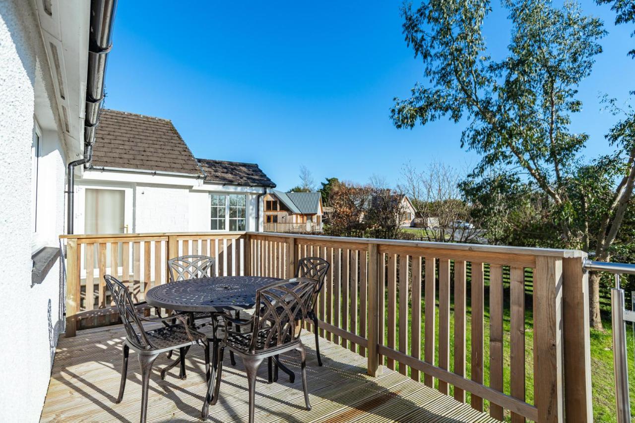 Sparrowhawk Cottage With Hot Tub Ньютон-Стьюарт Екстер'єр фото